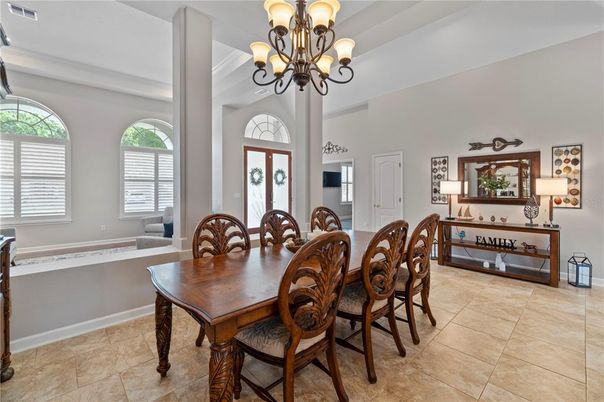 Chandelier, Dining room, Interior