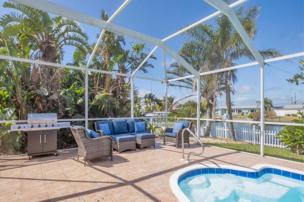 Glass Ceilings, Interior, Pool, Sun Room, Water