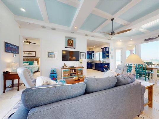 Dining room, Interior, Living room, Recessed Lighting