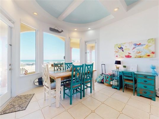 Dining room, Interior, Recessed Lighting, Water
