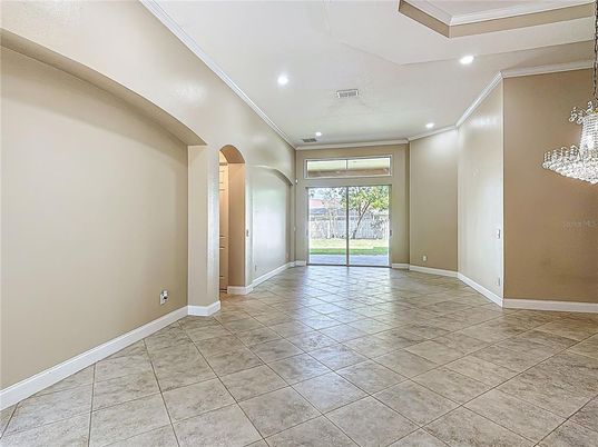 Empty room, Interior, Recessed Lighting