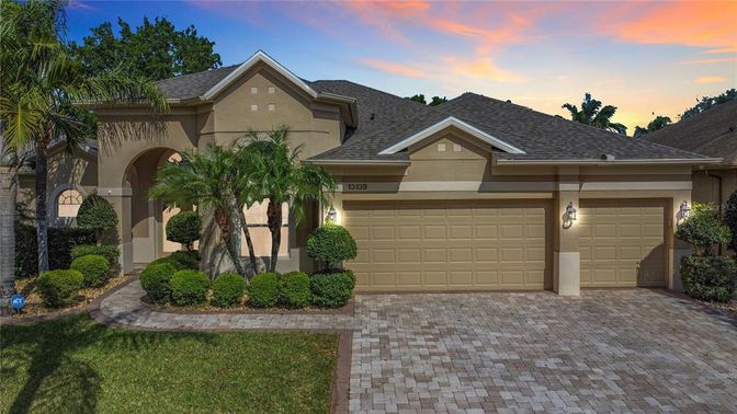 Attached, Exterior, Facade, Mediterranean