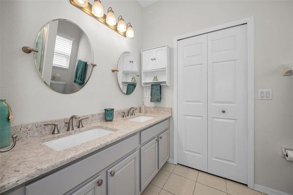 Bathroom, Dual Sink Vanities, Interior