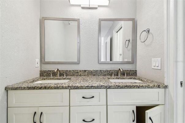 Bathroom, Dual Sink Vanities, Interior