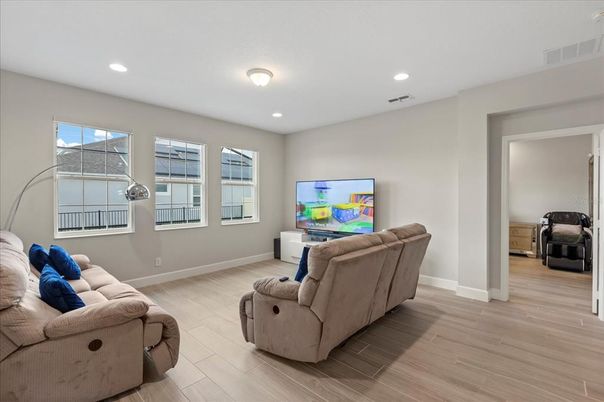 Interior, Living room, Recessed Lighting, Wood Texture Flooring