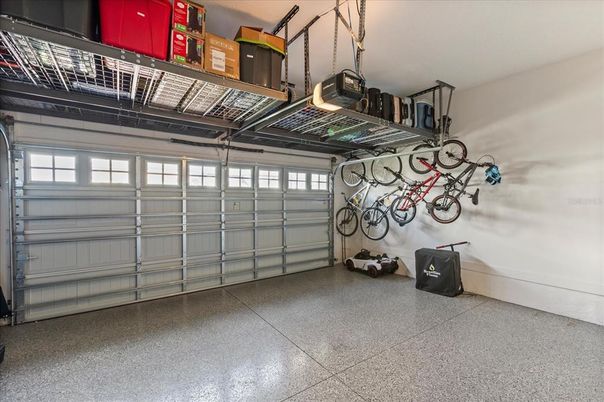 Garage, Interior