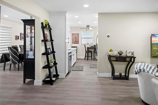 Interior, Recessed Lighting, Wood Texture Flooring