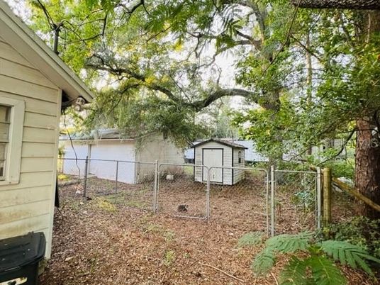 Backyard, Exterior, Water