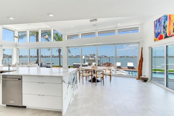 Dining room, Interior, Kitchen, Pendant Lights, Recessed Lighting, Water