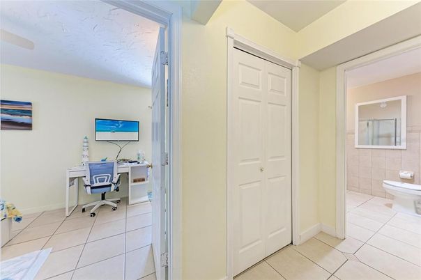 Bathroom, Home Office, Interior