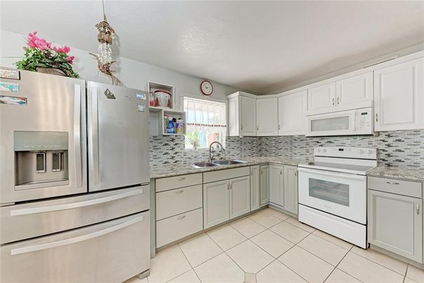 Interior, Kitchen, Pendant Lights