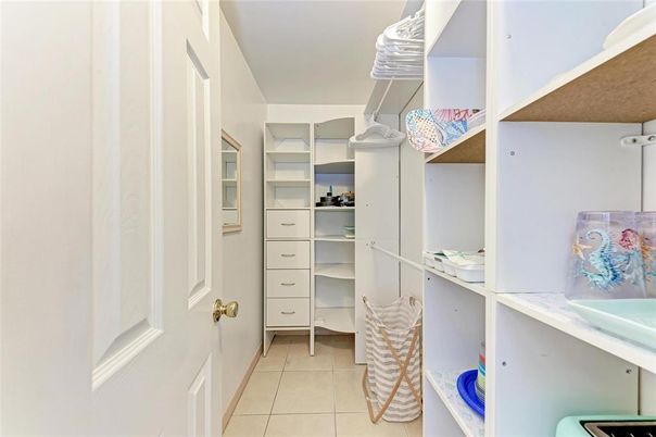 Interior, Walk-in Closets