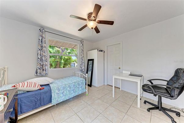 Bedroom, Home Office, Interior