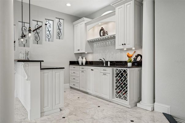 Interior, Kitchen, Marble, Pendant Lights, Recessed Lighting
