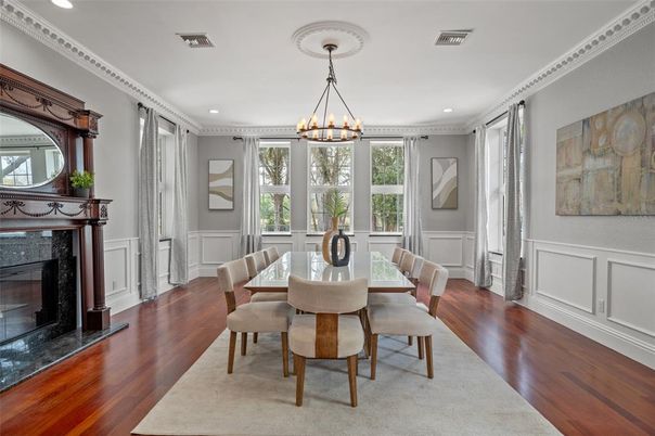 Chandelier, Dining room, Fireplace, Interior, Recessed Lighting, Wood Texture Flooring