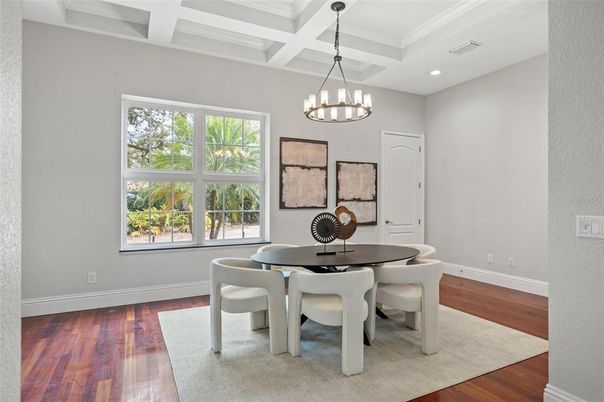 Chandelier, Dining room, Interior, Recessed Lighting, Wood Texture Flooring