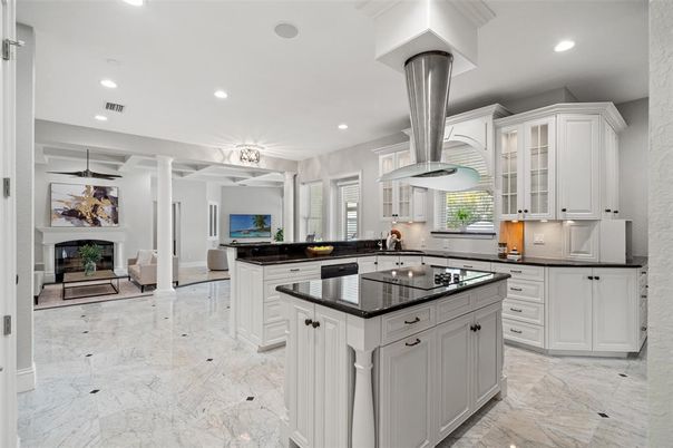 Fireplace, Interior, Kitchen, Marble, Recessed Lighting