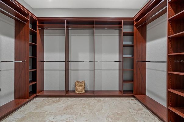 Interior, Walk-in Closets