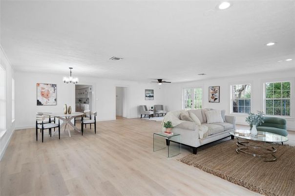 Chandelier, Dining room, Interior, Living room, Recessed Lighting, Wood Texture Flooring
