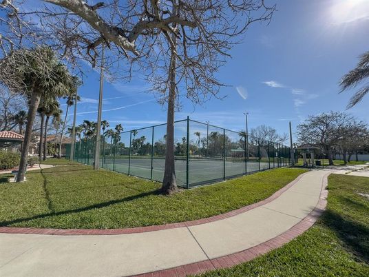Exterior, Tennis Courts
