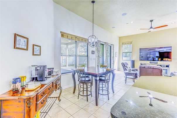 Dining room, Interior, Pendant Lights, Recessed Lighting