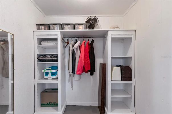 Interior, Walk-in Closets