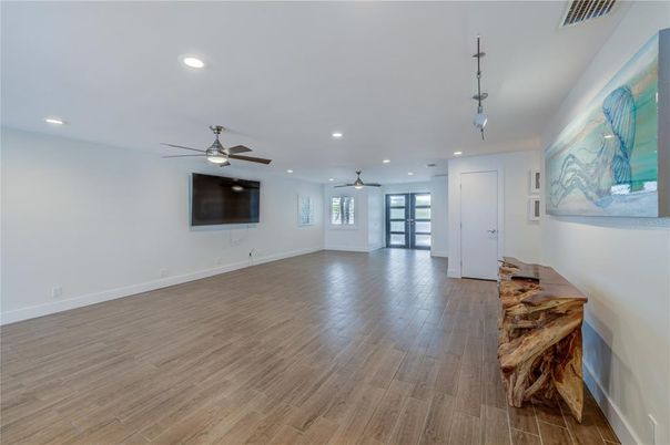 Empty room, Interior, Recessed Lighting, Wood Texture Flooring