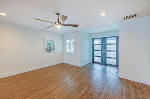 Empty room, Interior, Recessed Lighting, Wood Texture Flooring