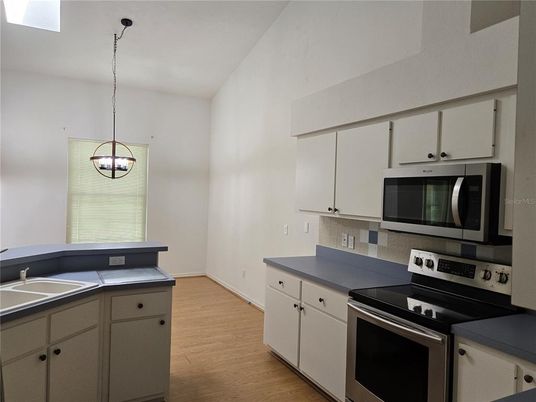 Interior, Kitchen, Pendant Lights, Wood Texture Flooring
