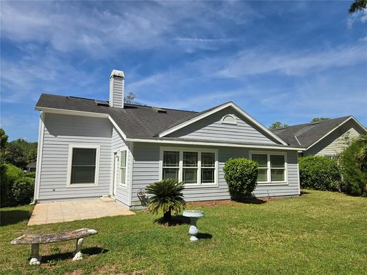 Backyard, Exterior, Facade, Ranch