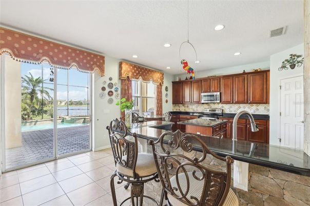 Dining room, Interior, Kitchen, Recessed Lighting, Stainless Steel Appliances