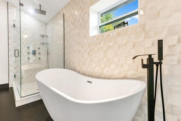 Bathroom, Free Standing Baths, Glass Shower, Interior, Recessed Lighting, Wood Texture Flooring
