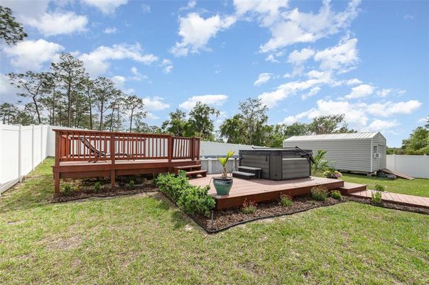 Backyard, Exterior, Hot Tub
