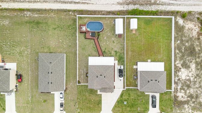Exterior, Drone