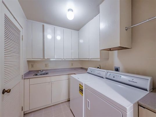 Interior, Washer