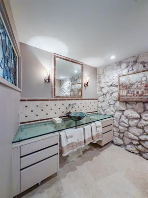 Bathroom, Interior, Recessed Lighting, Stone Walls