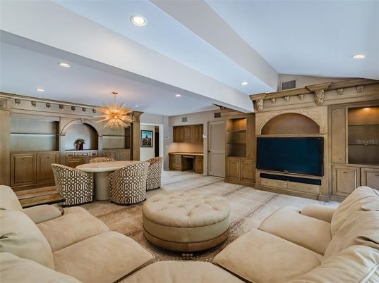 Dining room, Interior, Kitchen, Living room, Recessed Lighting