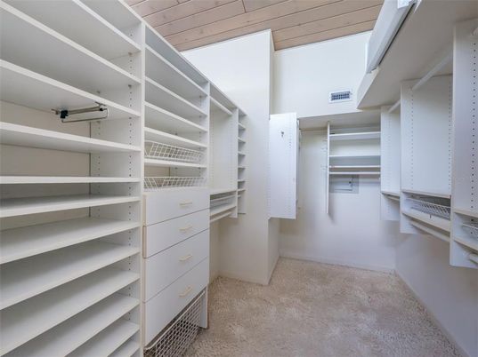Interior, Walk-in Closets, Wooden Ceilings