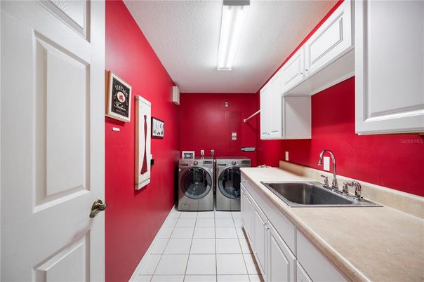 Interior, Washer