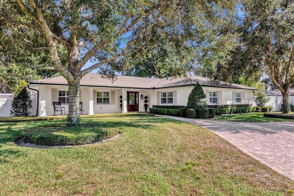 Backyard, Exterior, Facade, Ranch
