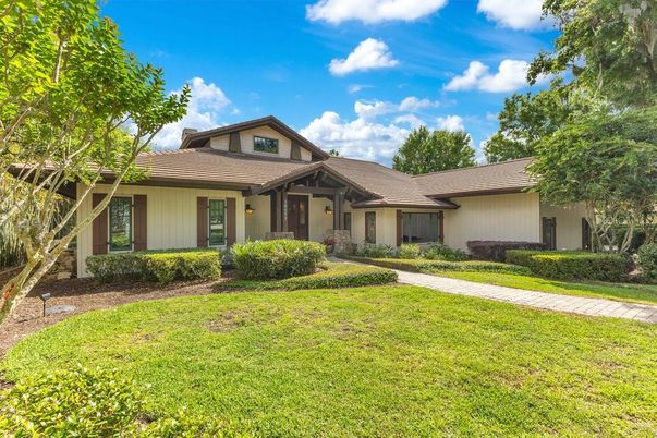 Backyard, Exterior, Facade, Ranch