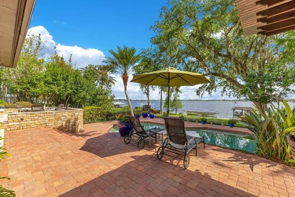 Exterior, Pool, Water