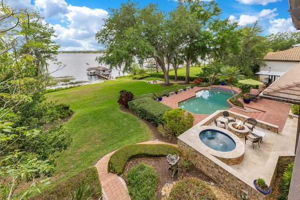 Exterior, Pool, Water