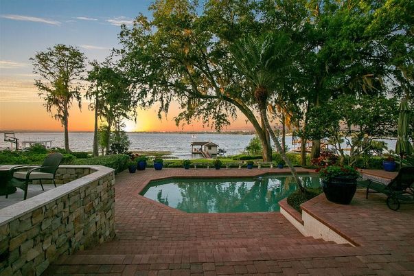 Exterior, Lake, Pool, Water