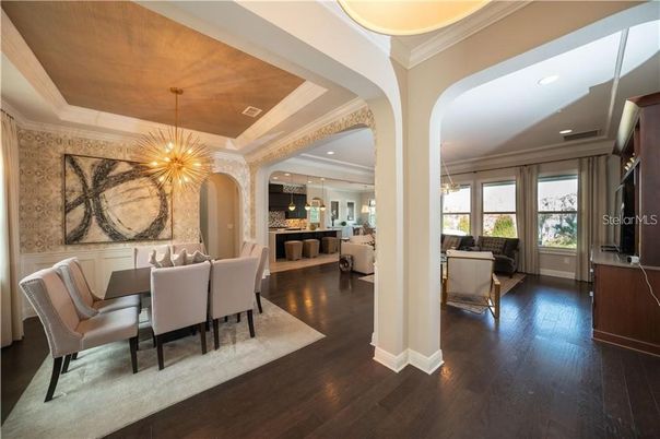 Dining room, Interior, Kitchen, Pendant Lights, Recessed Lighting, Wood Texture Flooring
