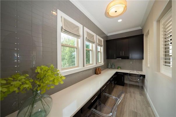 Home Office, Interior, Kitchen, Recessed Lighting, Wood Texture Flooring