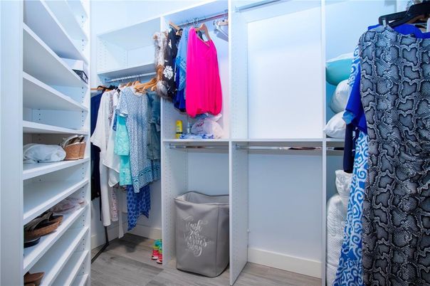 Interior, Walk-in Closets, Wood Texture Flooring