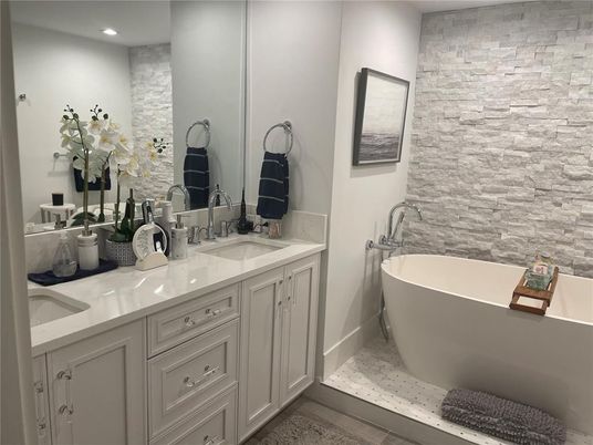 Bathroom, Dual Sink Vanities, Free Standing Baths, Interior, Recessed Lighting