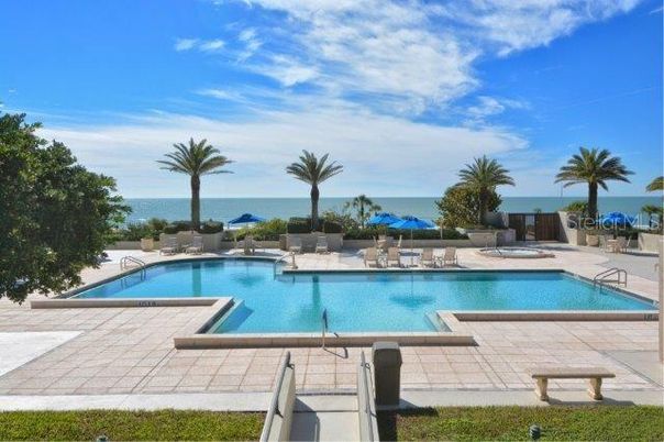 Exterior, Pool, Water