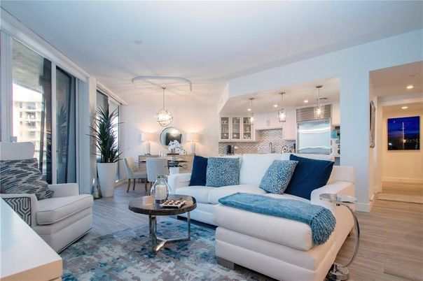 Dining room, Interior, Kitchen, Living room, Pendant Lights, Recessed Lighting, Stainless Steel Appliances, Wood Texture Flooring
